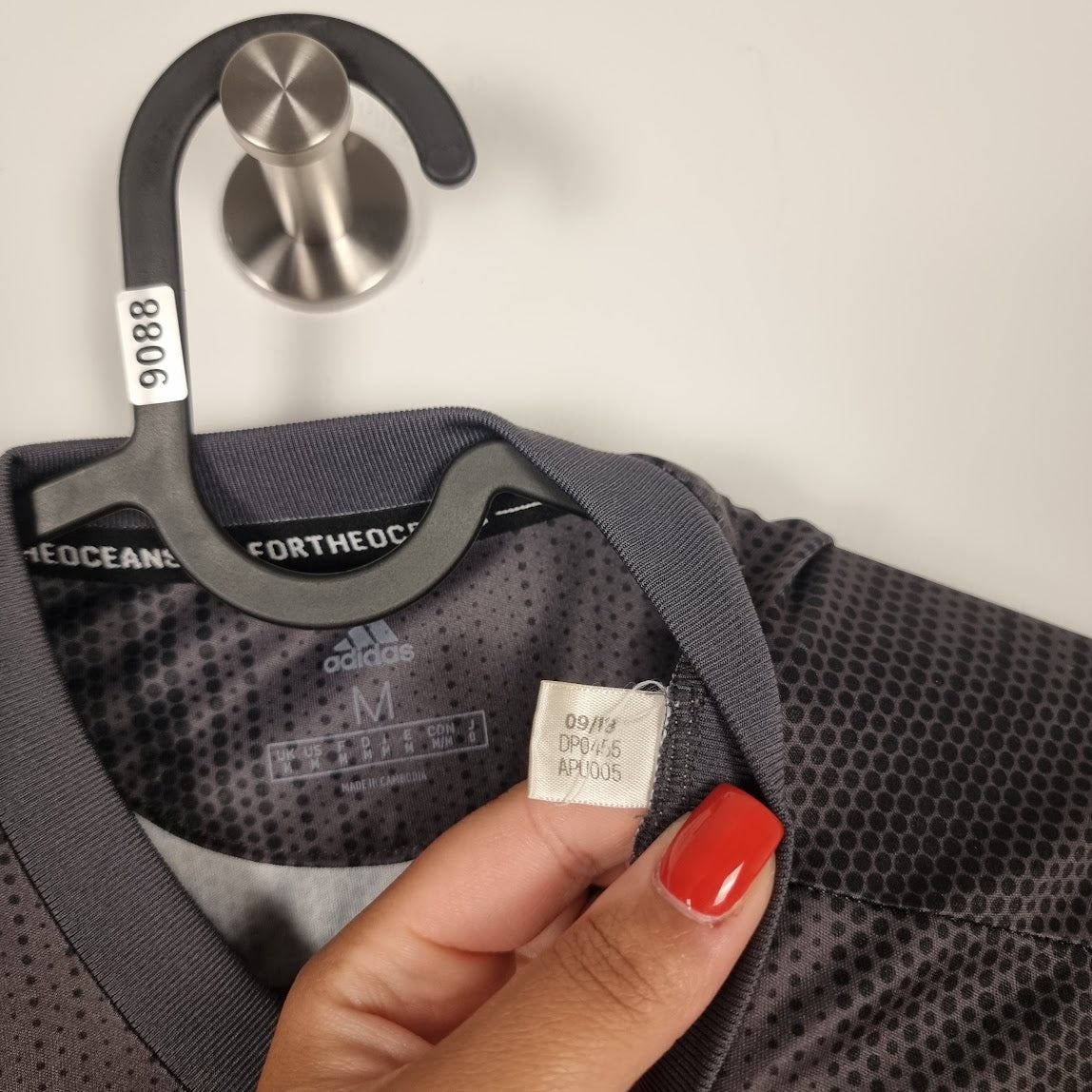 Trikot - Juventus - Cristiano Ronaldo - 2018/2019 - M - Drittes