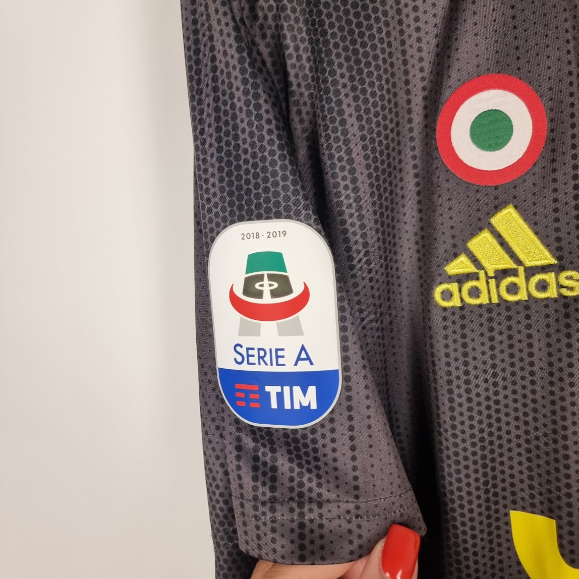 Trikot - Juventus - Cristiano Ronaldo - 2018/2019 - M - Drittes