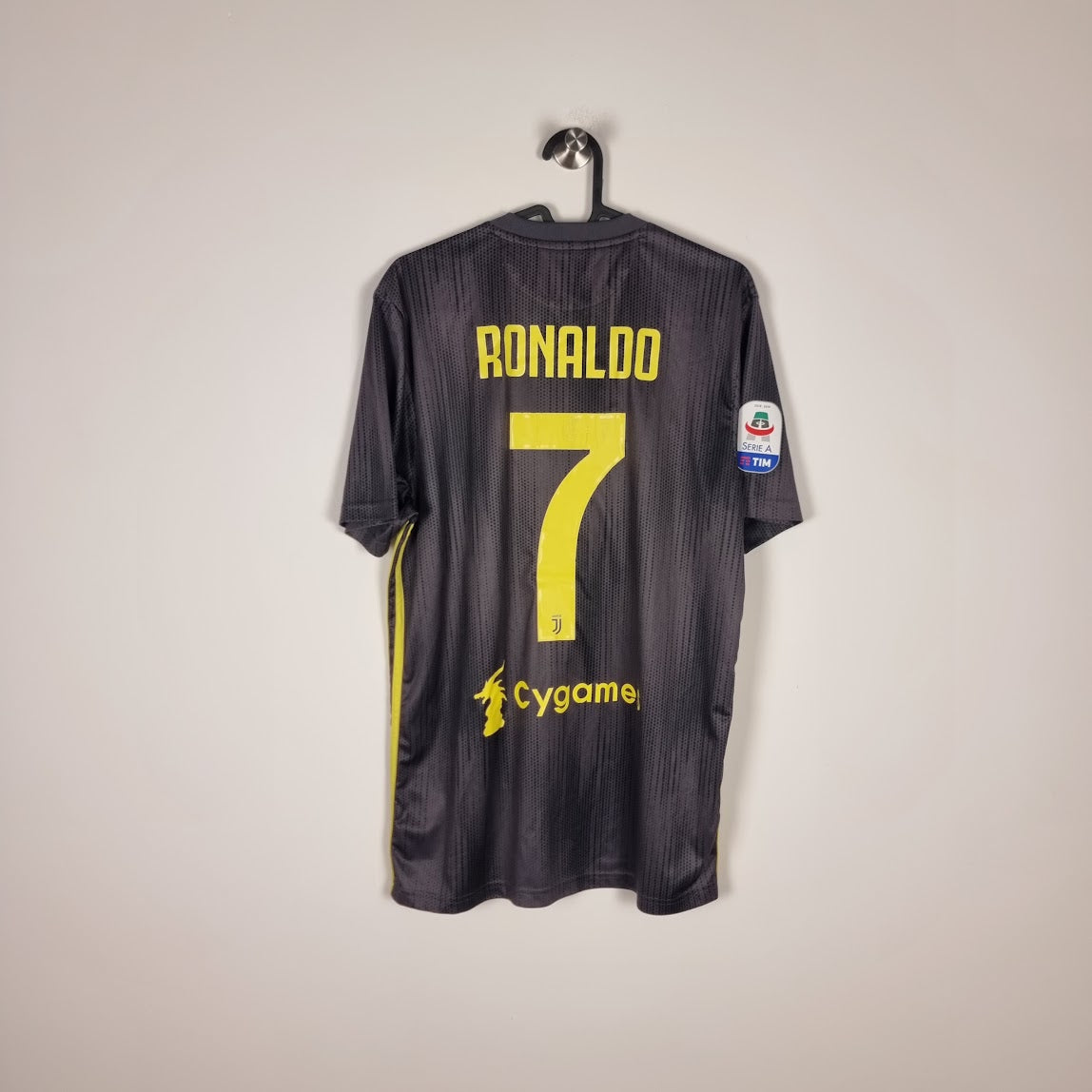 Trikot - Juventus - Cristiano Ronaldo - 2018/2019 - M - Drittes