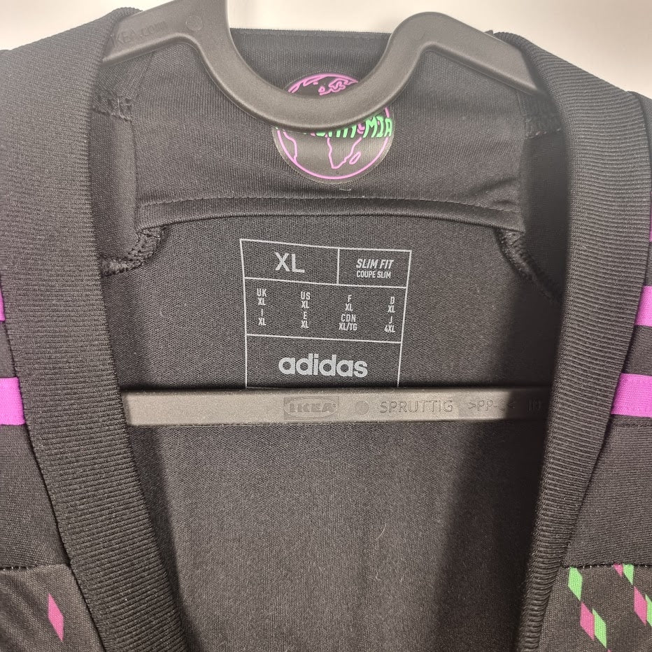 Trikot - FC Bayern München - 2023/2024 - XL - Auswärts