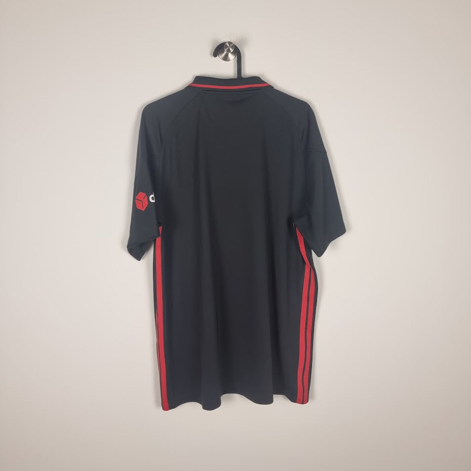 Trikot - Eintracht Frankfurt - 2021/2022 - L - Heim