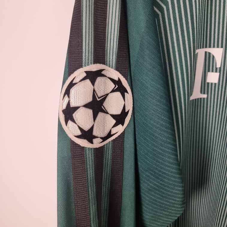 Trikot - FC Bayern München - Oliver Kahn - 2003/2004 - S - Torwart