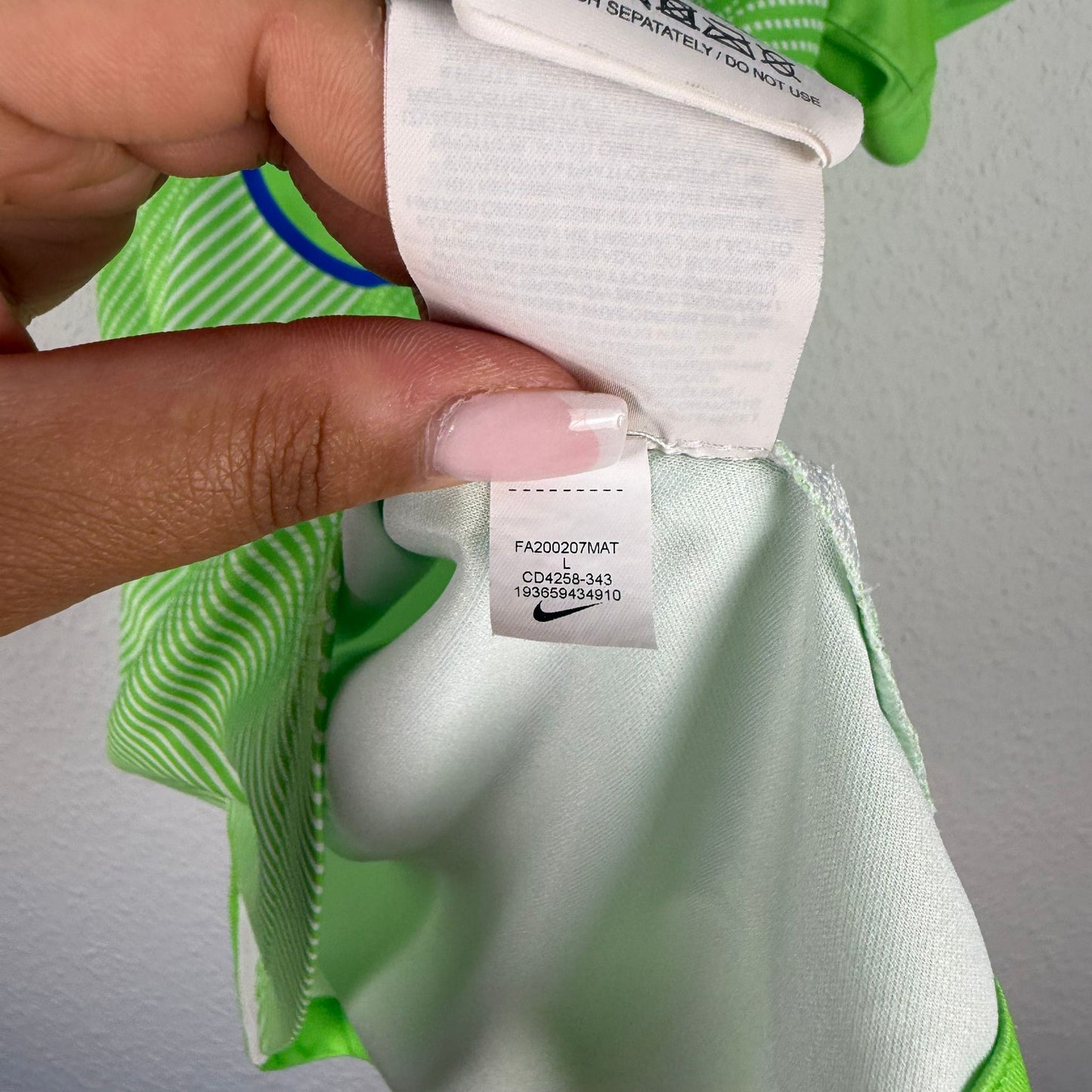 Trikot - VfL Wolfsburg - 2021/2022 - L - Heim