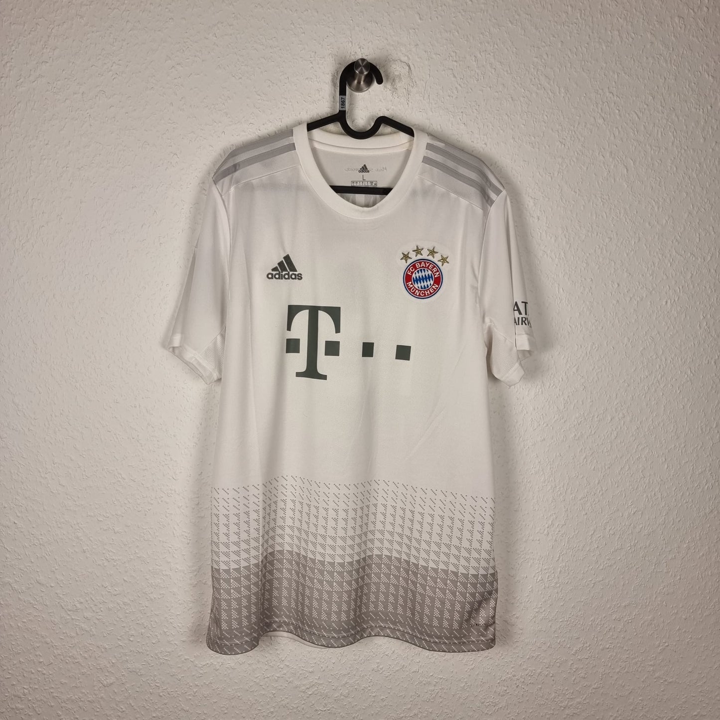 Trikot - FC Bayern München - Alphonso Davies - 2019/2020 - L - Auswärts