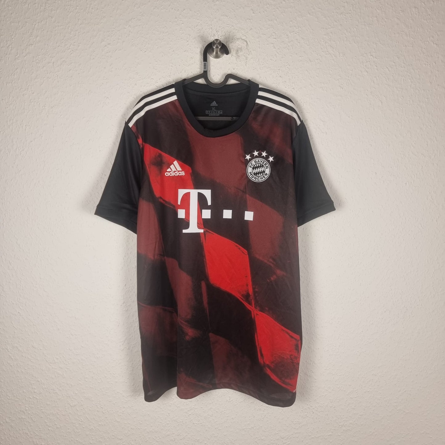 Trikot - FC Bayern München - Robert Lewandowski - 2020/2021 - XL - Drittes