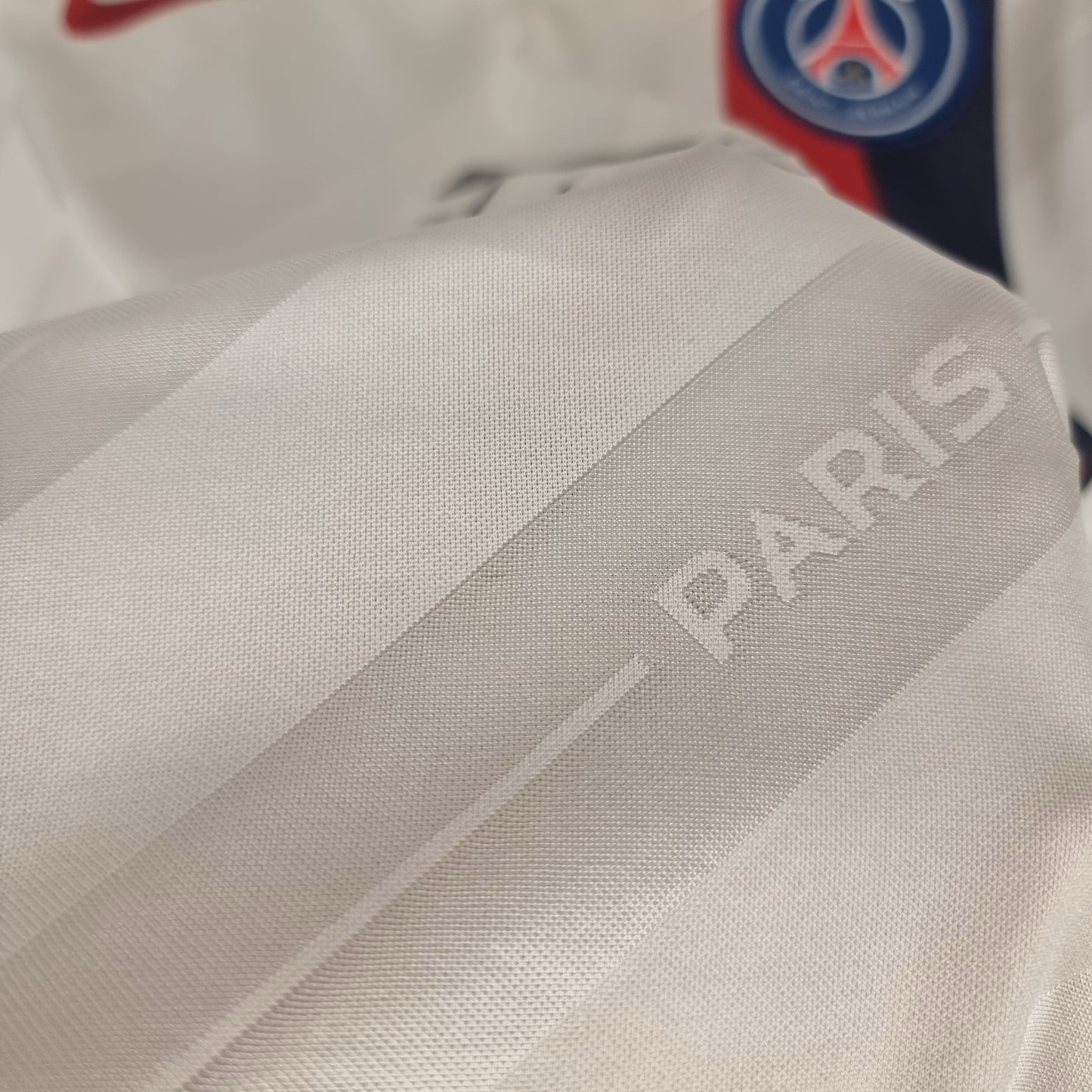 Trikot - Paris Saint-Germain - Kylian Mbappé - 2019/2020 - L - Drittes