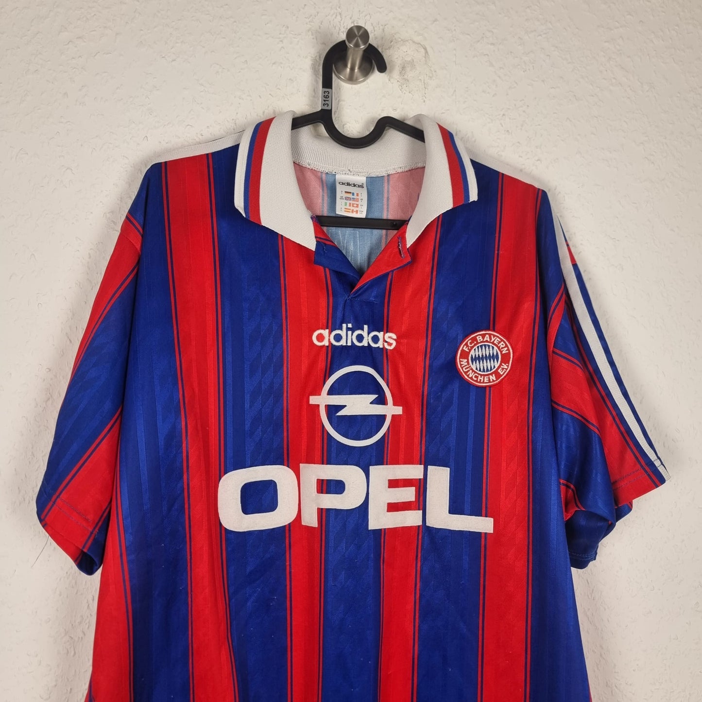 Trikot mit Hose - Bayern München - Thomas Helmer - 1995/1996 - L - Heim