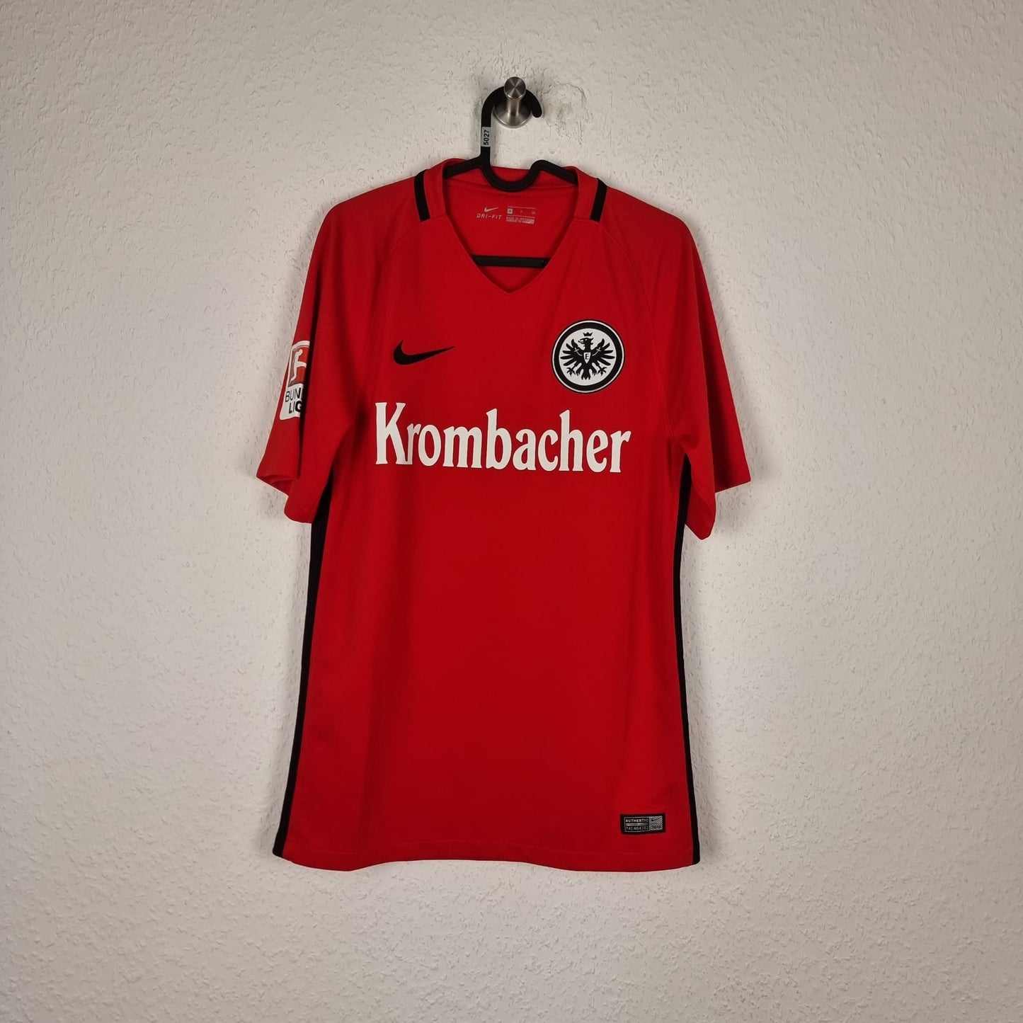 Trikot - Eintracht Frankfurt - 2016/2017 - S - Auswärts