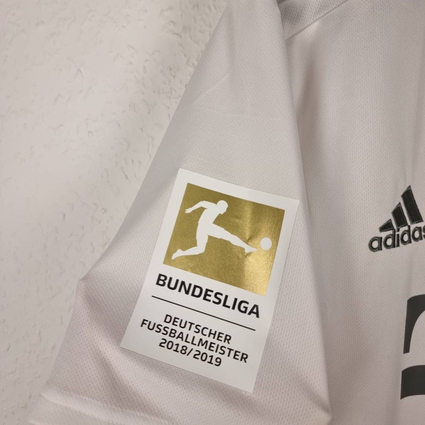 Trikot - FC Bayern München - Alphonso Davies - 2019/2020 - L - Auswärts