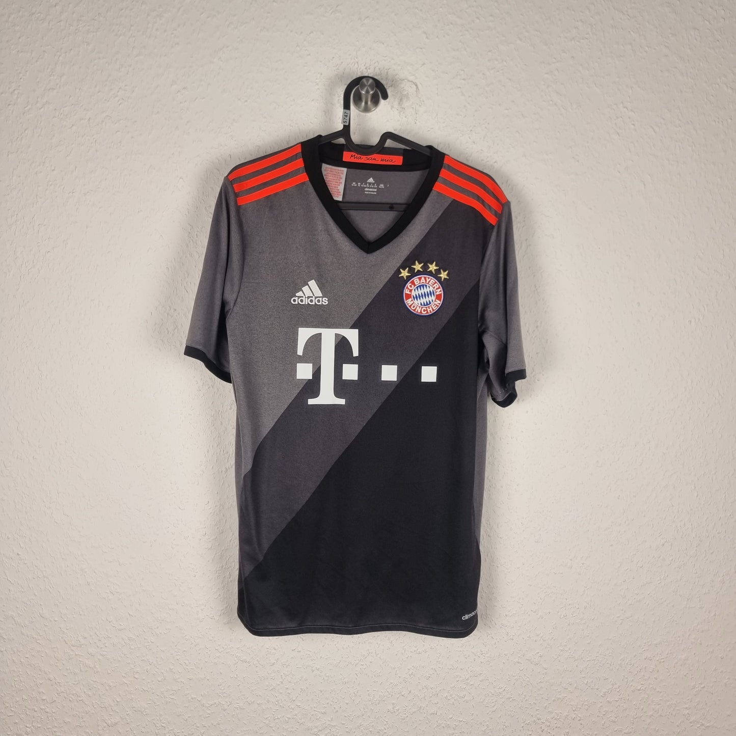 Jersey - FC Bayern Munich - Renato Sanches - 2014/2015 - 176/S - Away