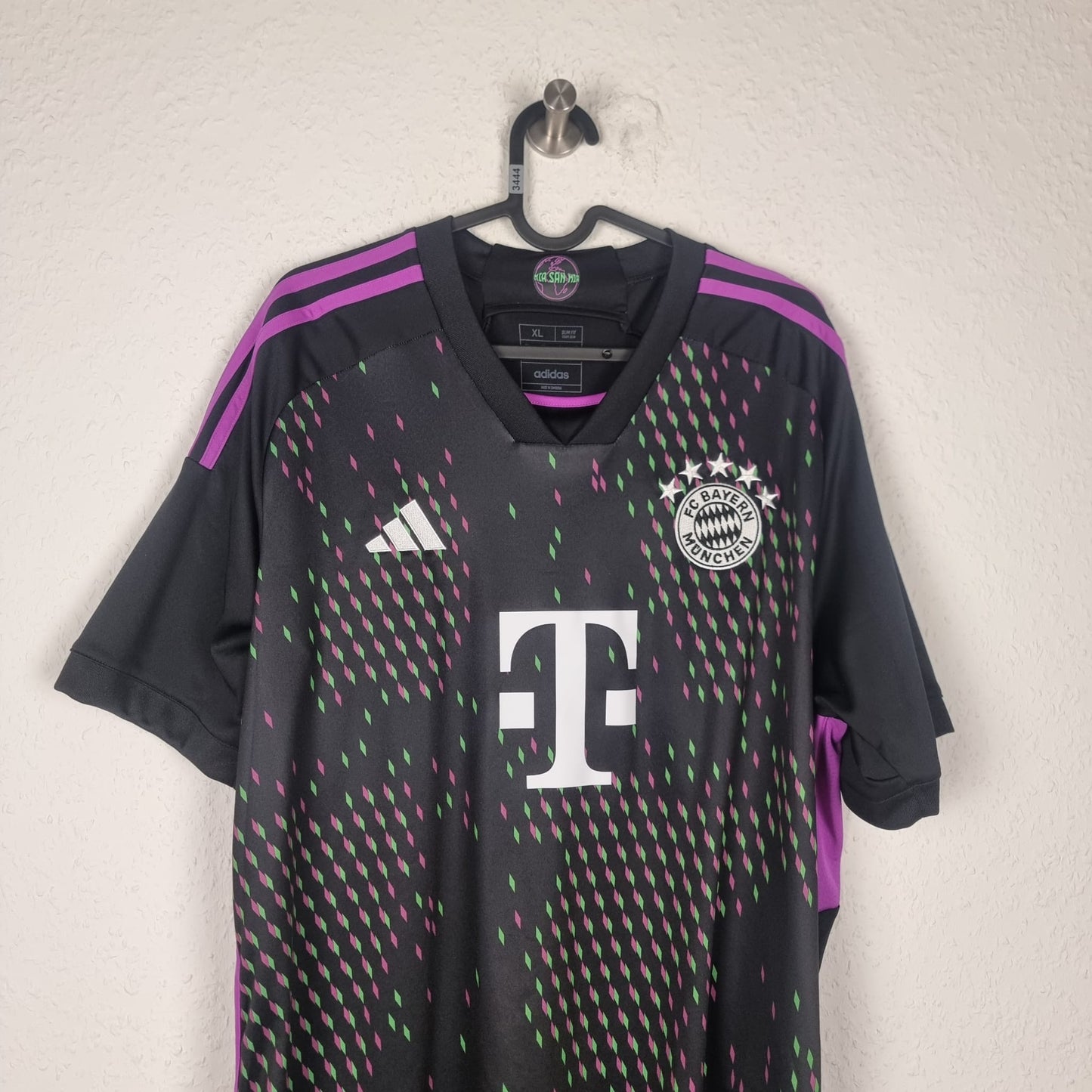 Trikot - FC Bayern München - Harry Kane - 2023/2024 - XL - Auswärts