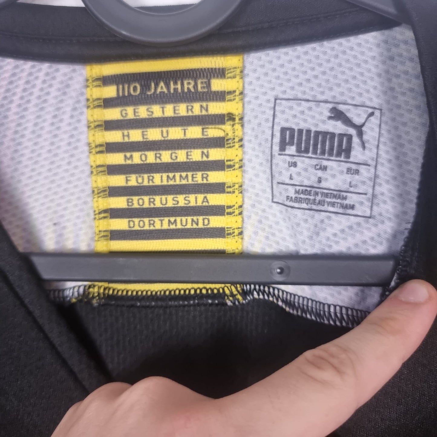 Torwarttrikot mit Hose und Stutzen - Borussia Dortmund - Roman Bürki - 2019/2020 - L - Heim