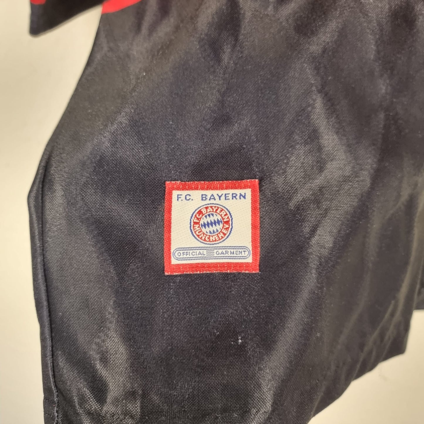 Trikot - FC Bayern München - 1997/1998 - S - Heim