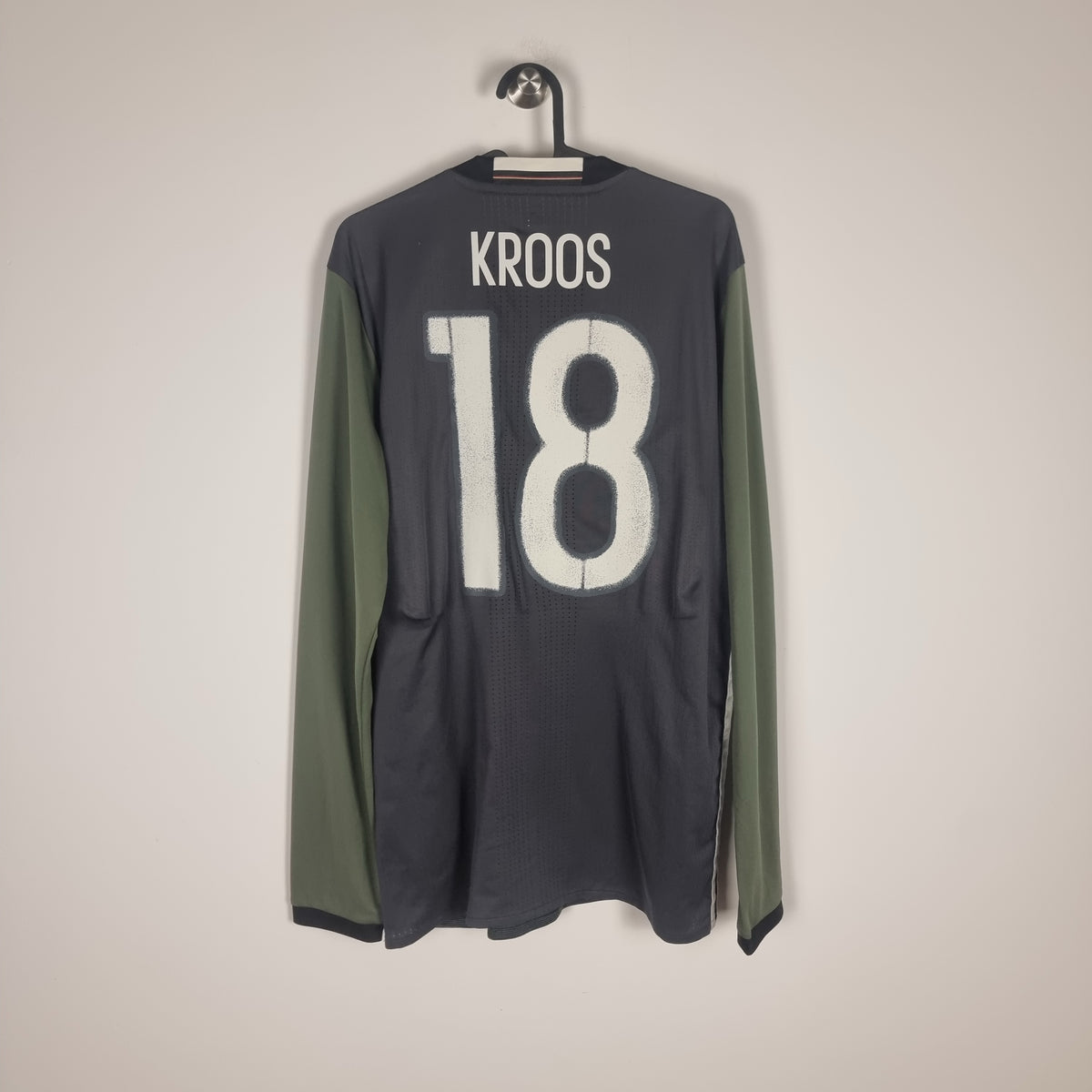 Trikot - Deutschland - Toni Kroos - 2016/2017 - L - Auswärts - Player Issue