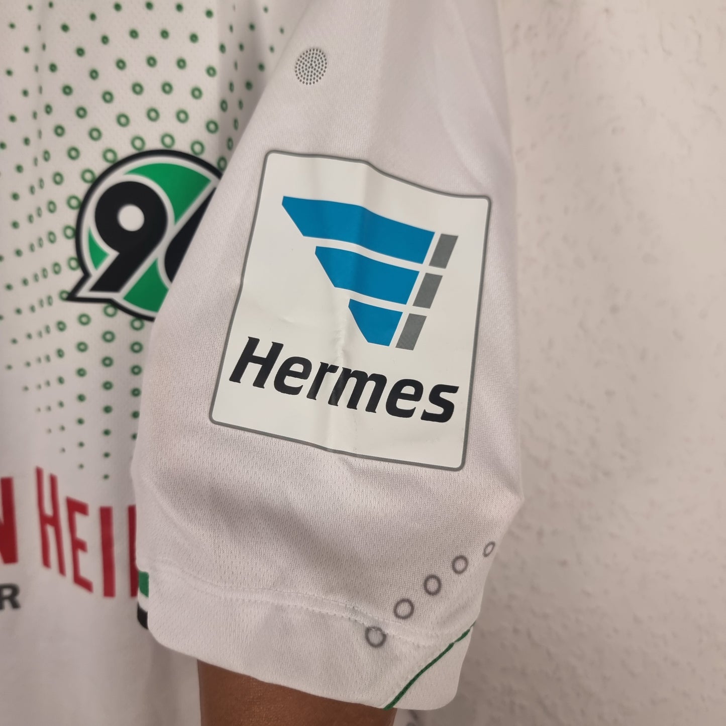 Jersey - Hannover 96 - Kenan Karaman - 2014/2015 - L - Away - matchworn