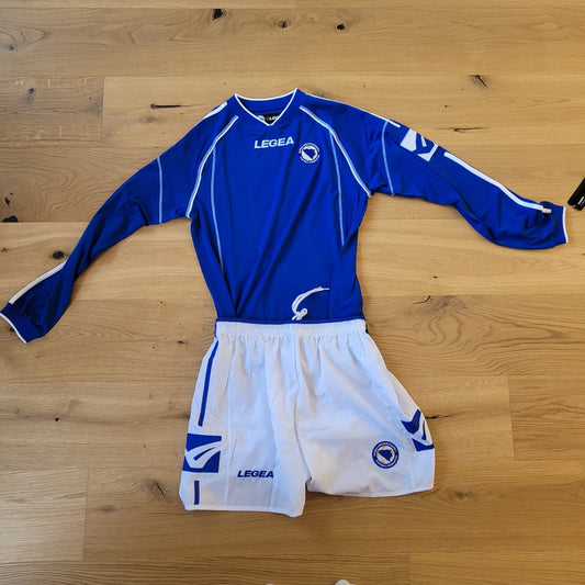 Trikot mit Hose - Bosnien - 2005 - L - Neu - Auswärts