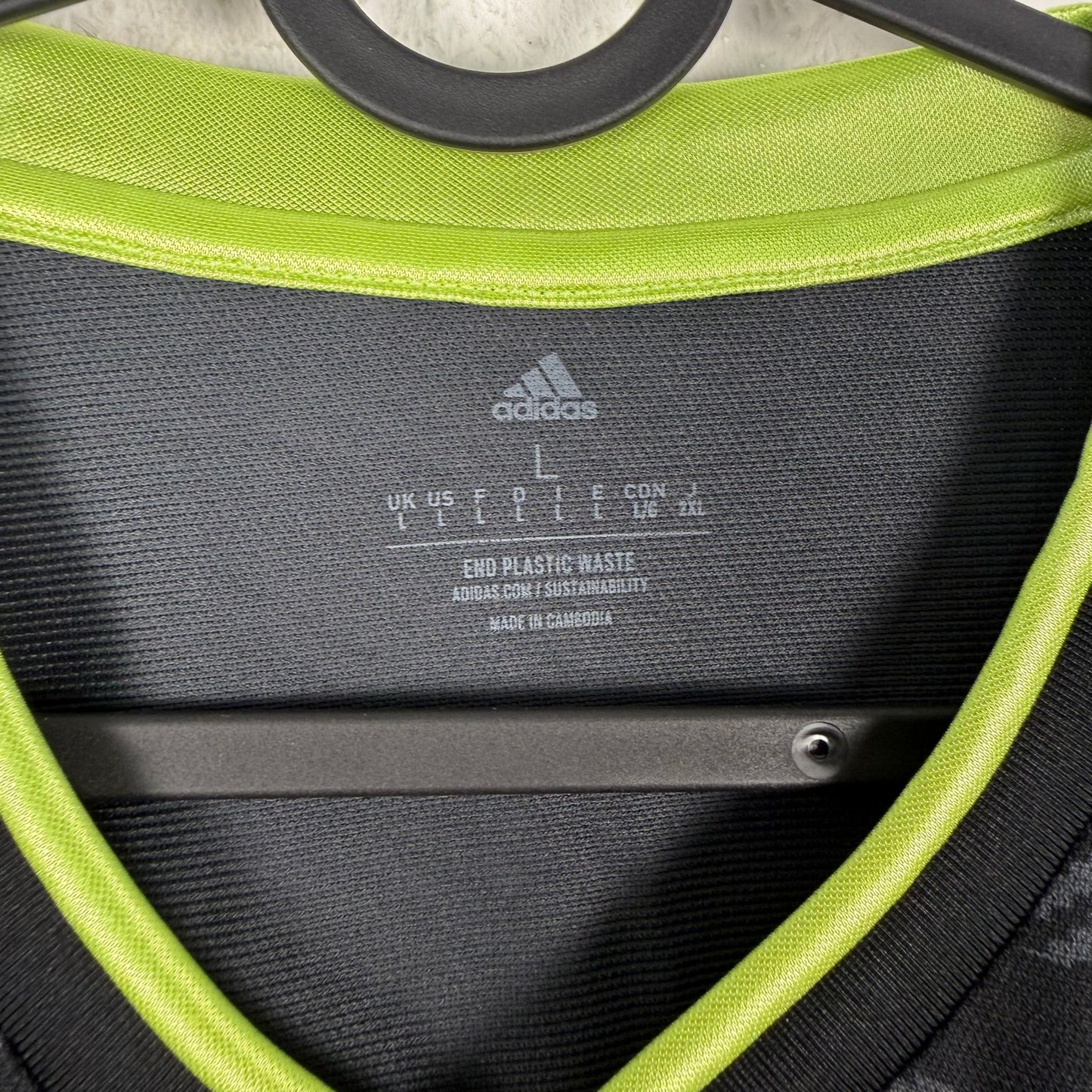 Trikot - Real Madrid - 2022/2023 - L - Drittes