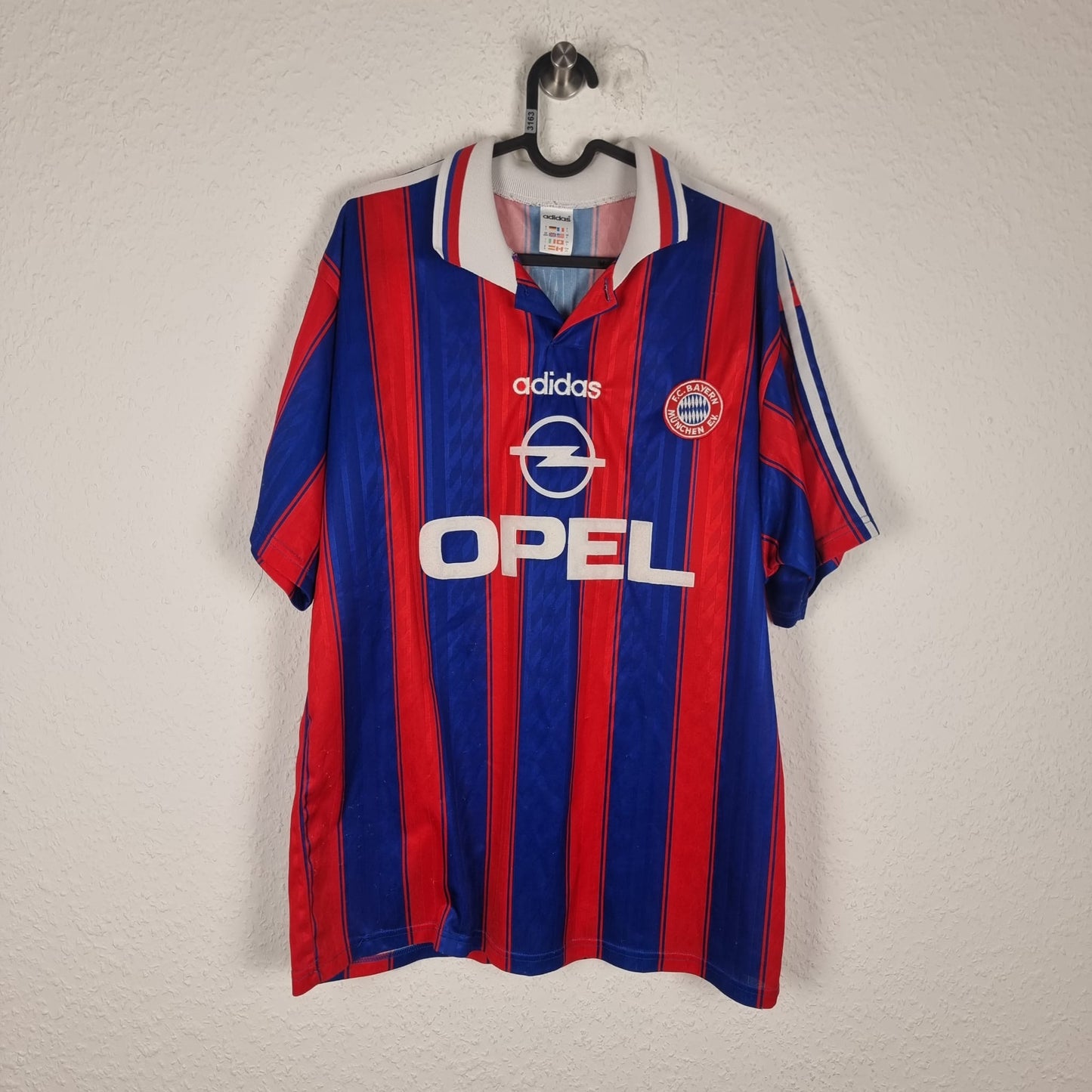 Trikot mit Hose - Bayern München - Thomas Helmer - 1995/1996 - L - Heim