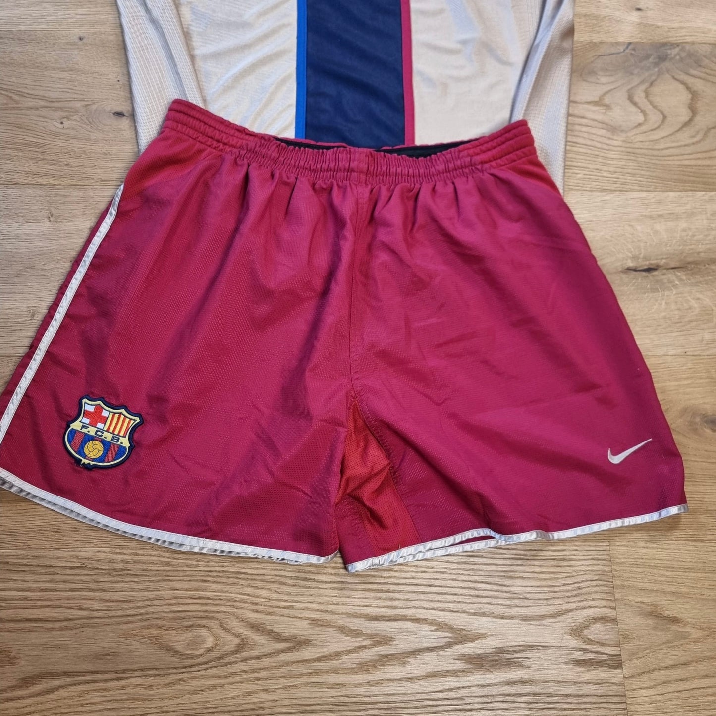 Trikot mit Hose - FC Barcelona - 2001/2002 - XL - Auswärts