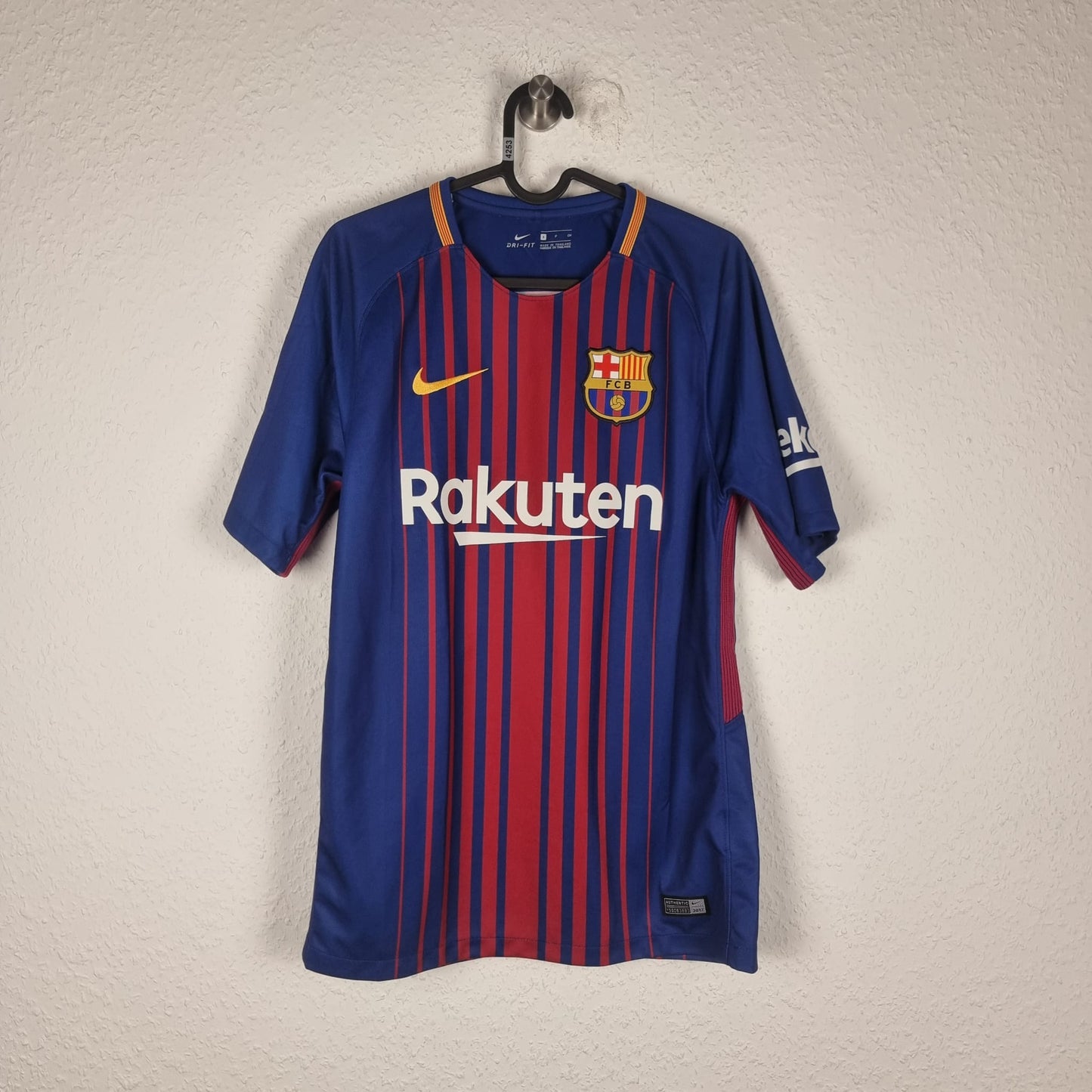 Trikot mit Hose - FC Barcelona - Lionel Messi - 2017/2018 - S - Heim