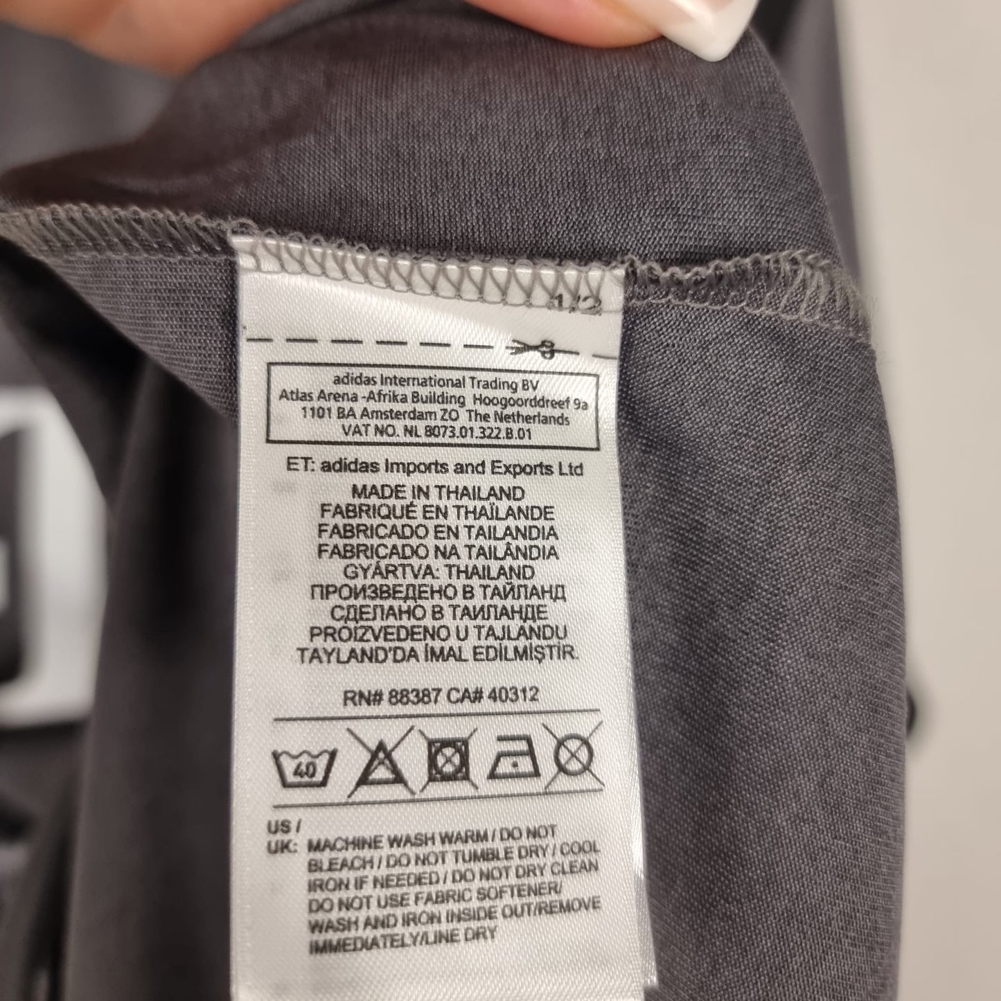 Trikot - FC Bayern München - Arturo Vidal - 2016/2017 - L - Neu - Auswärts