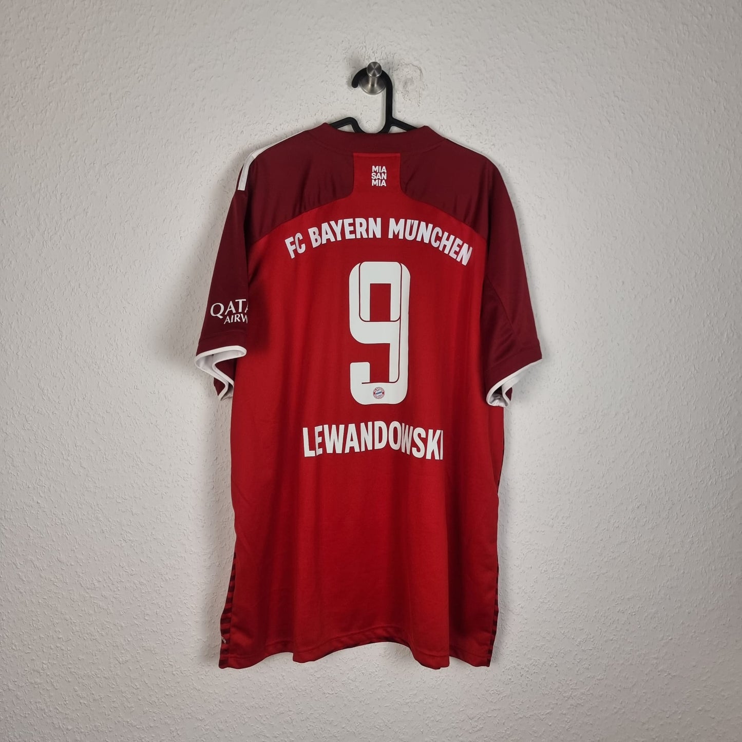 Jersey - FC Bayern Munich - Robert Lewandowski - 2021/2022 - XXL - Home