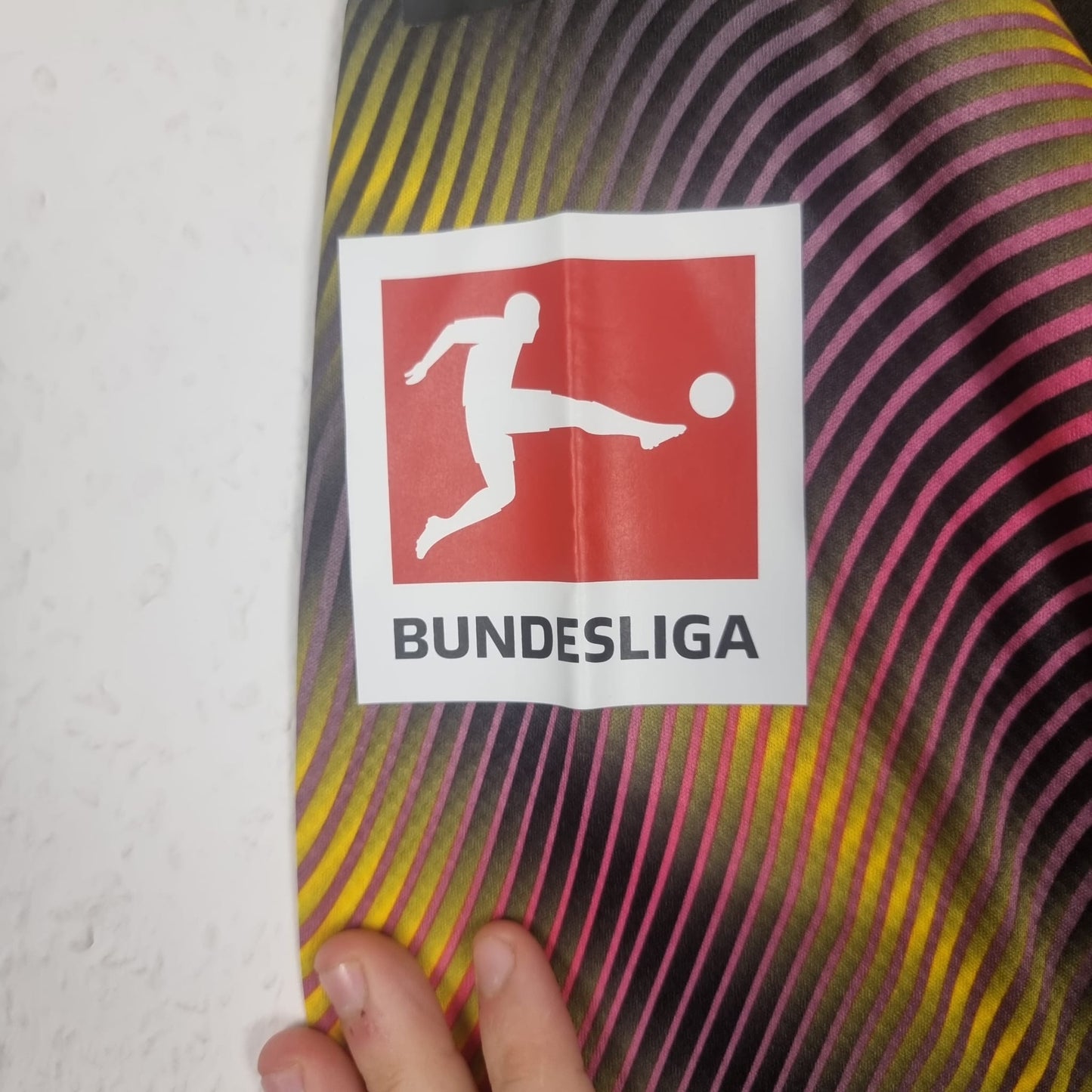 Torwarttrikot mit Hose und Stutzen - Borussia Dortmund - Roman Bürki - 2019/2020 - L - Heim