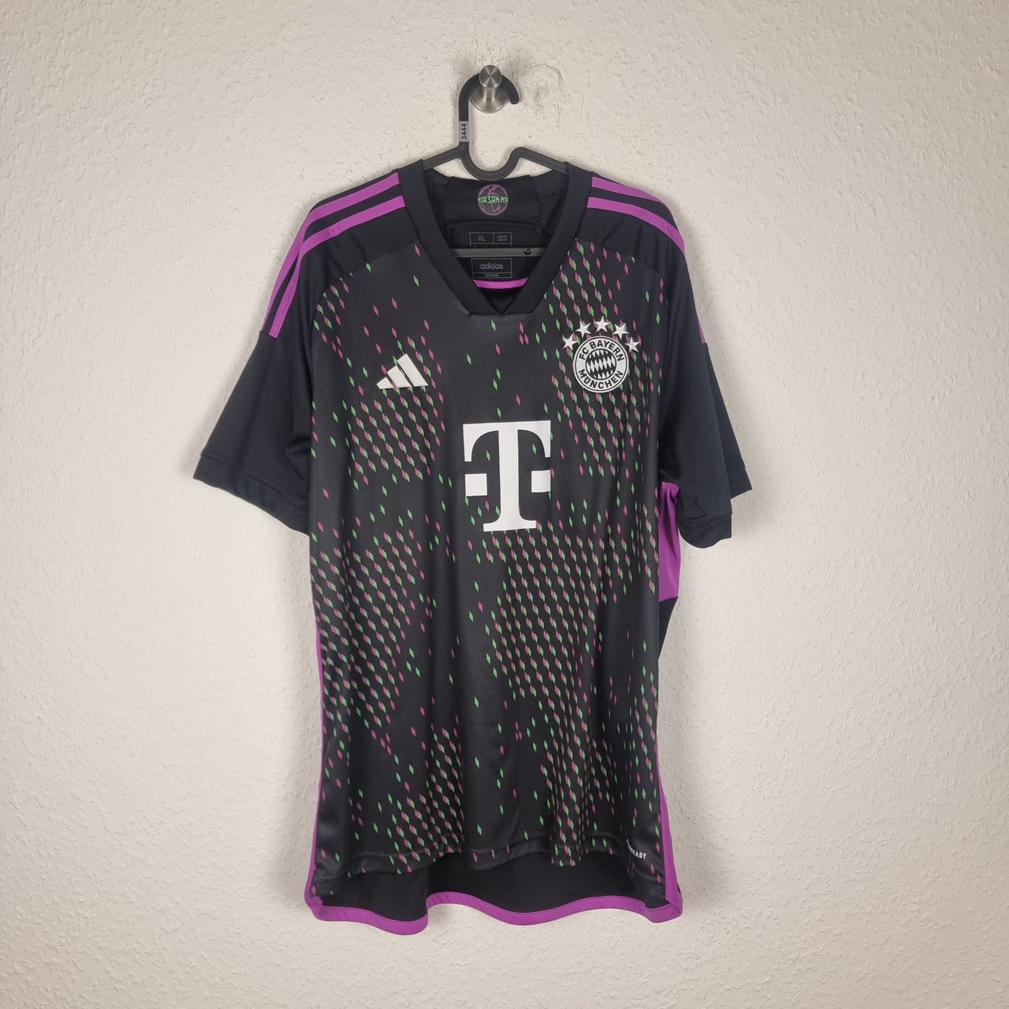 Trikot - FC Bayern München - Harry Kane - 2023/2024 - XL - Auswärts