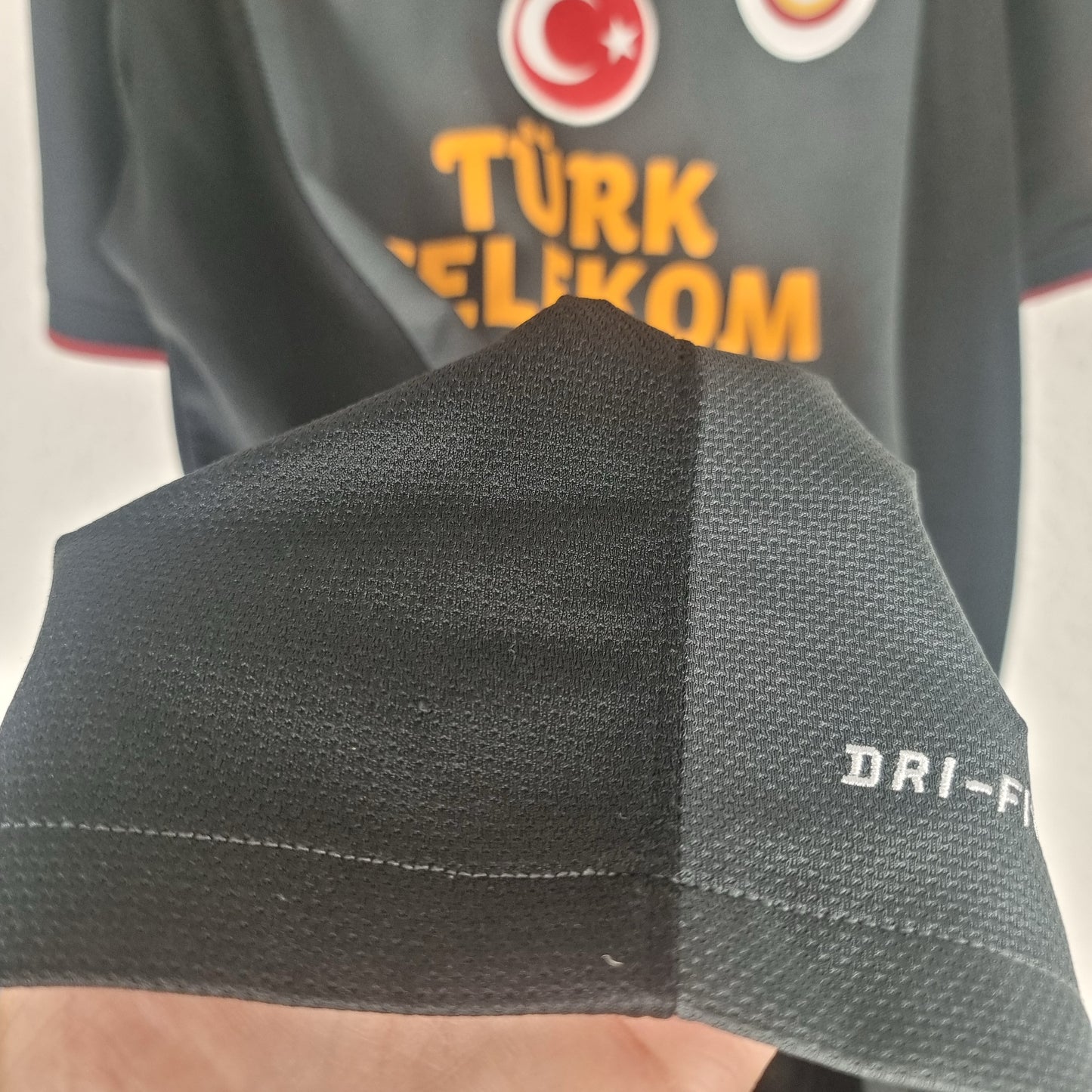 Jersey - Galatasaray Istanbul - 2011/2012 - L - Away