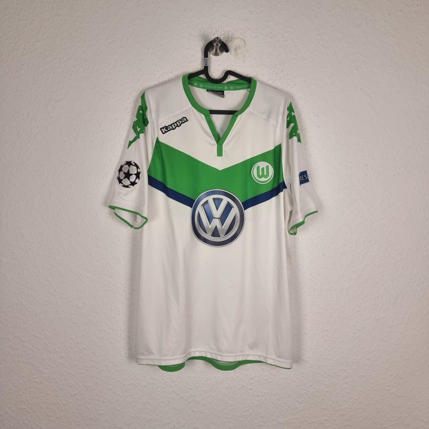 Jersey - VfL Wolfsburg - Timm Klose - 2015/2016 - L - Home