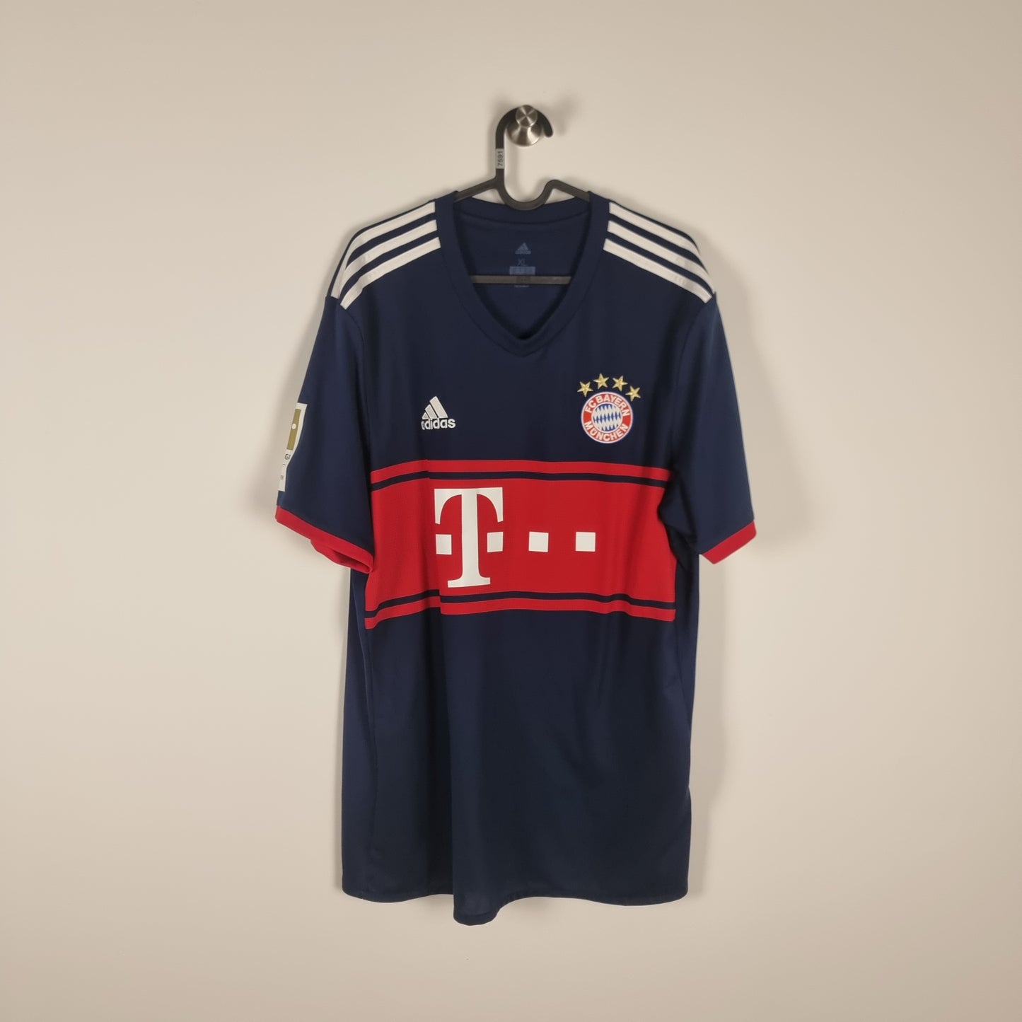 Trikot - FC Bayern München - Thomas Müller - 2017/2018 - XL - Auswärts