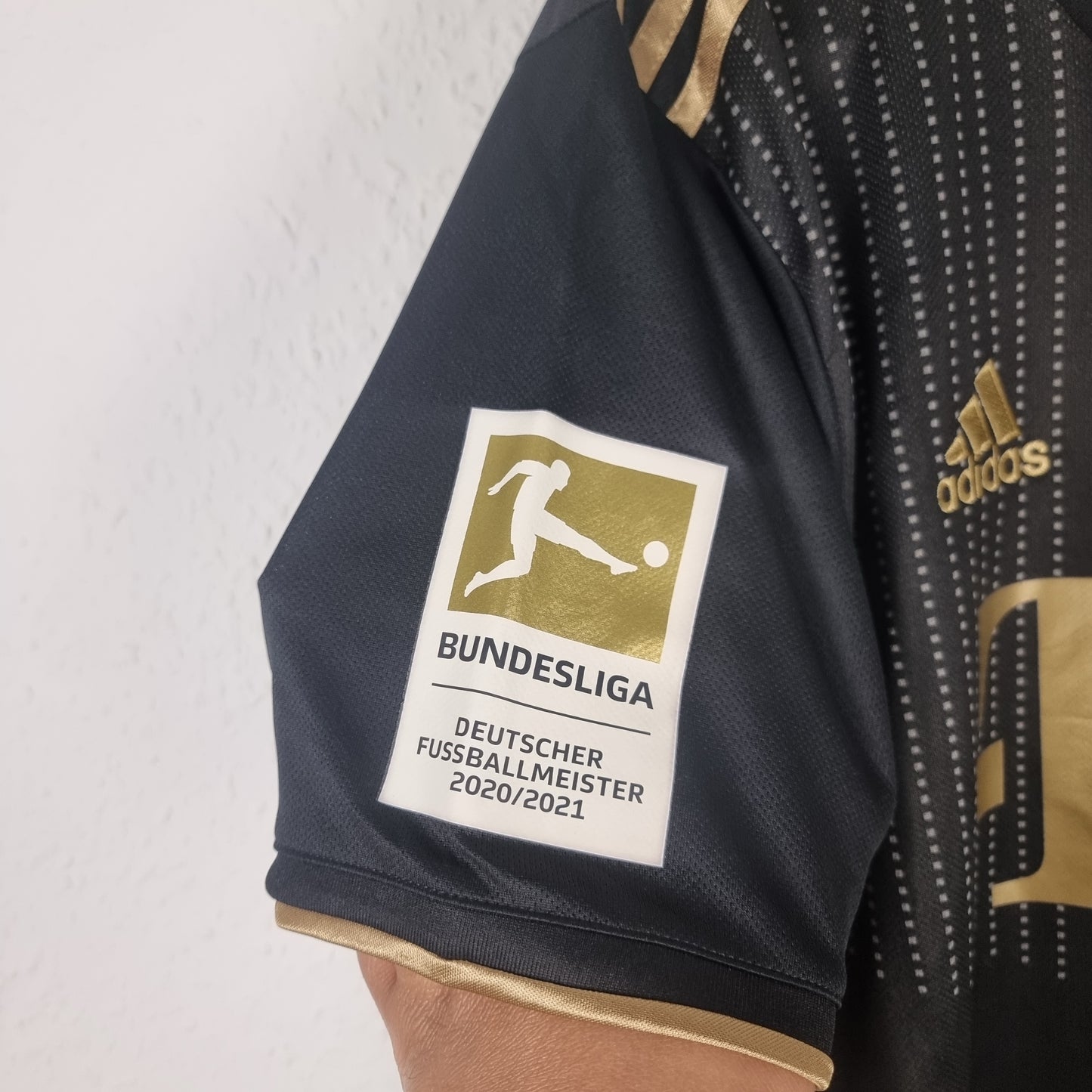 Trikot - FC Bayern München - Lucas Hernández - 2021/2022 - M - Auswärts