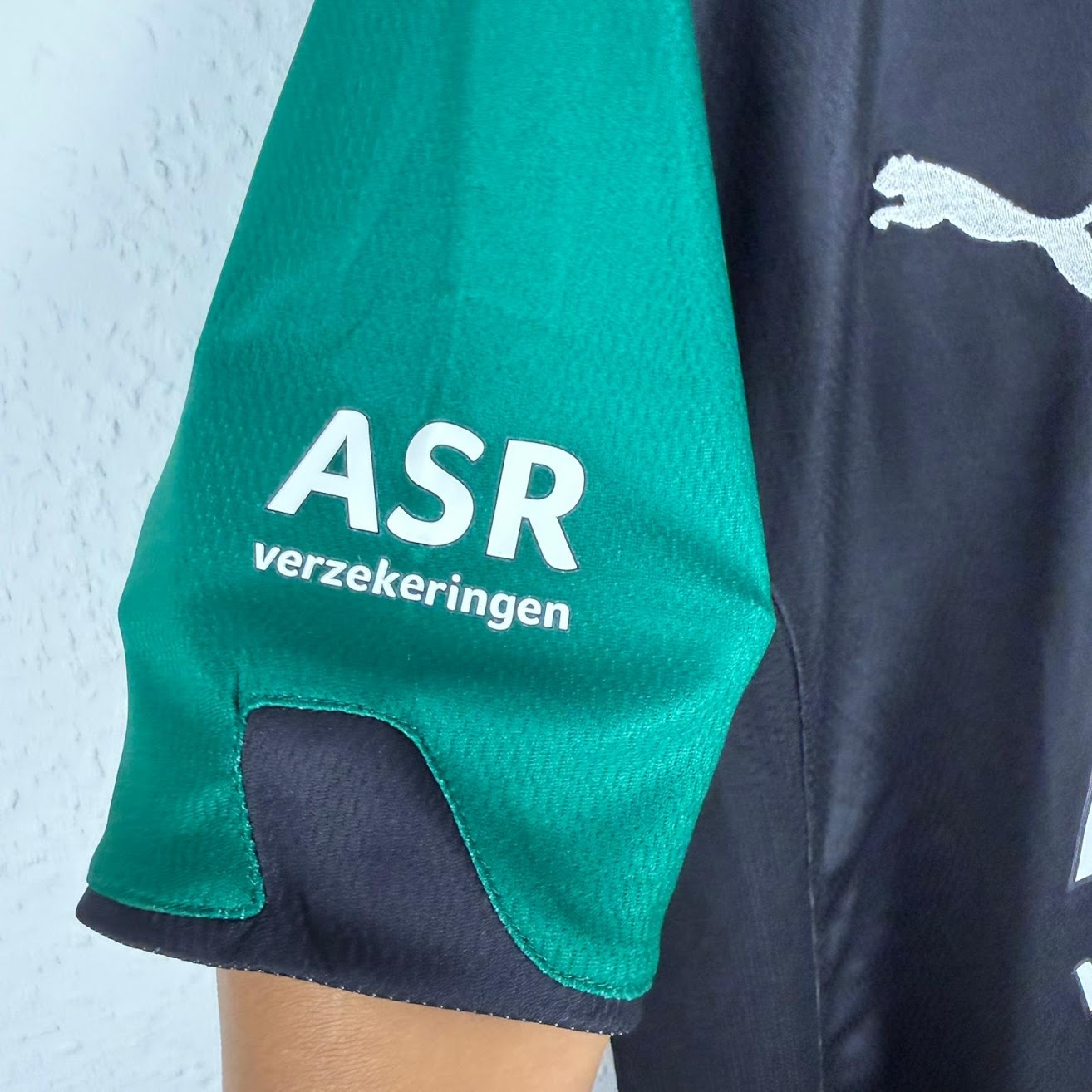 Trikot - Feyenoord Rotterdam - 2009/2010 - 176/S - Auswärts