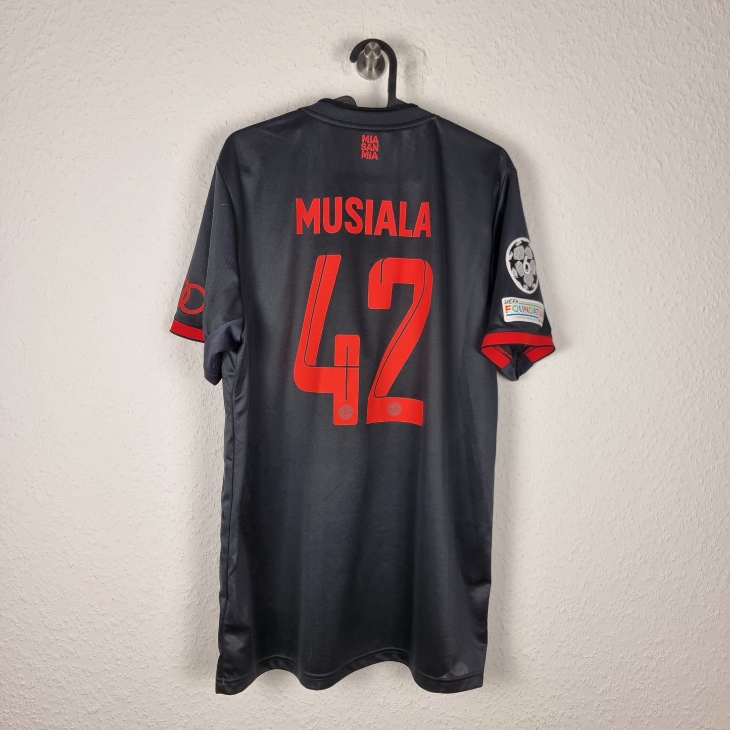 Trikot - FC Bayern München - Jamal Musiala - 2022/2023 - L - drittes