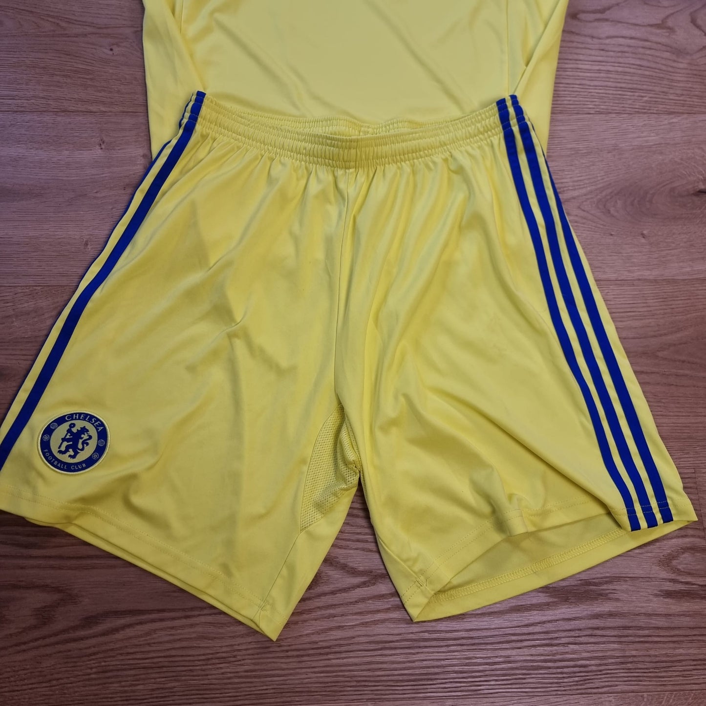 Trikot mit Hose und Stutzen - Chelsea FC - 2014/2015 - L - Auswärts