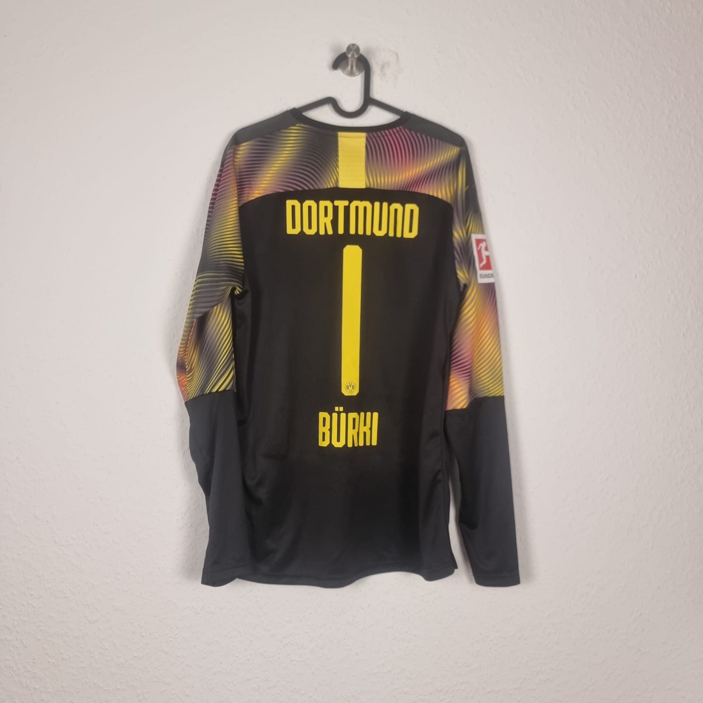 Torwarttrikot mit Hose und Stutzen - Borussia Dortmund - Roman Bürki - 2019/2020 - L - Heim