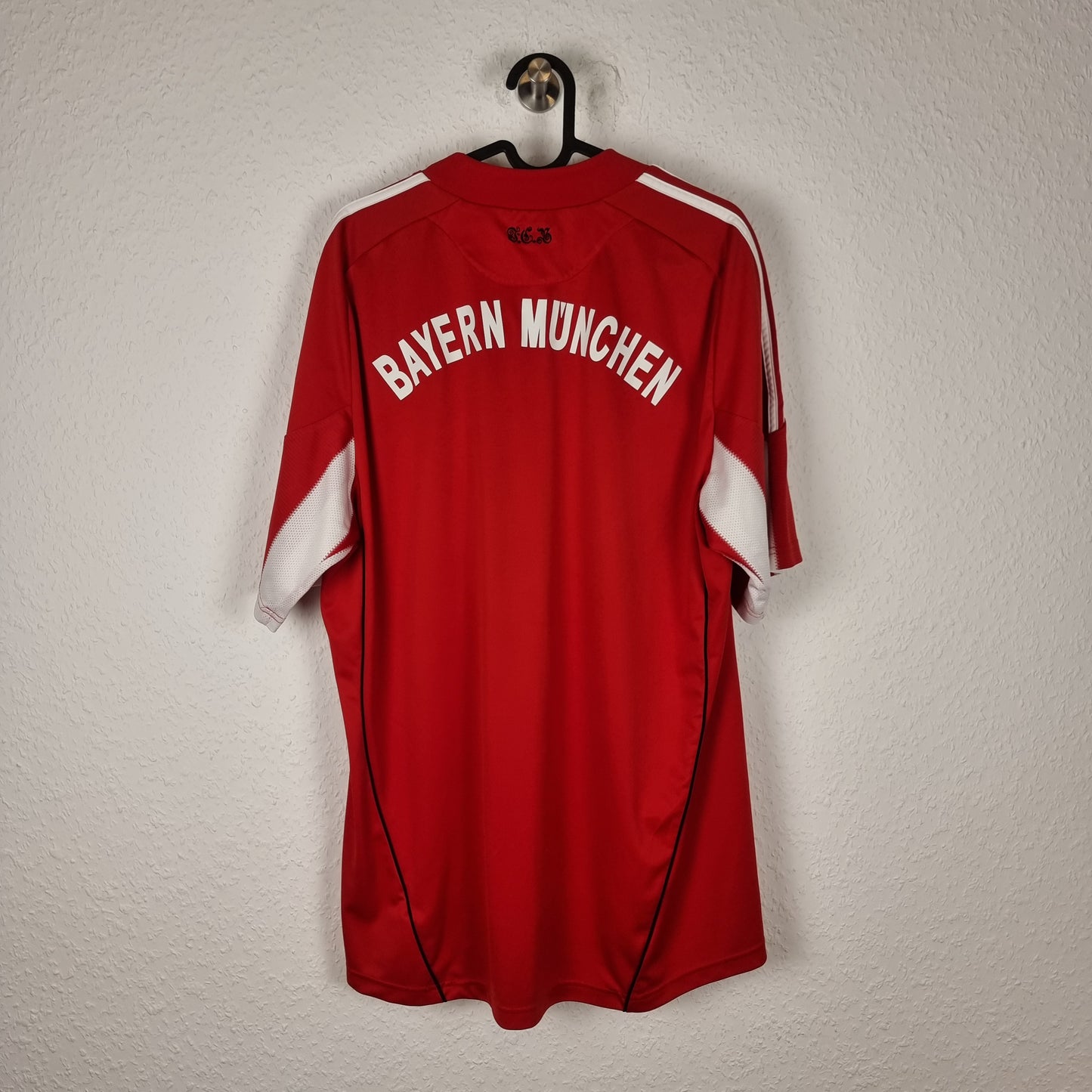 Trikot mit Hose - FC Bayern München - 2010/2011 - L - Heim