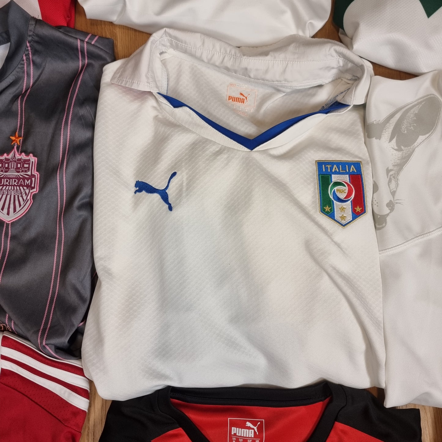 Trikotsammlung - 9 Stück - Größe L - original - top Zustand