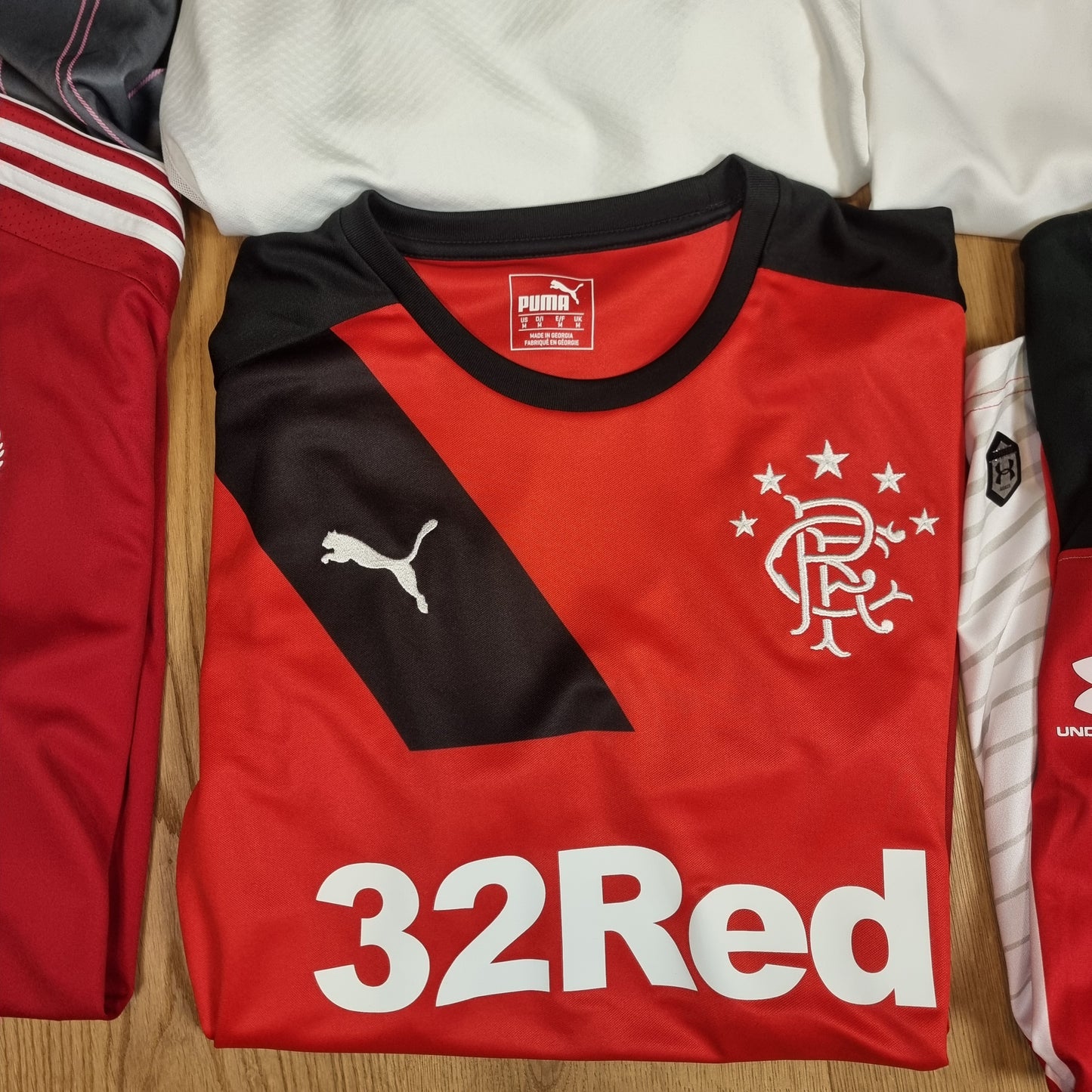 Trikotsammlung - 9 Stück - Größe L - original - top Zustand