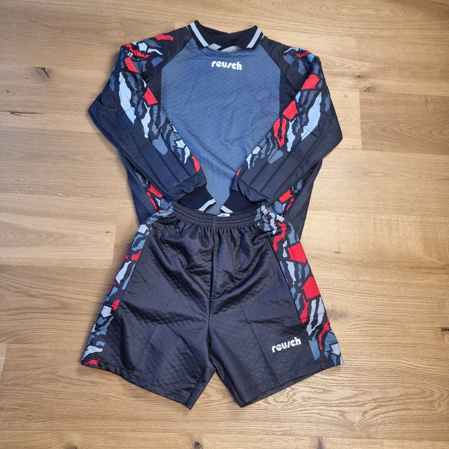 Jersey with shorts - 90s - L - Goalkeeper