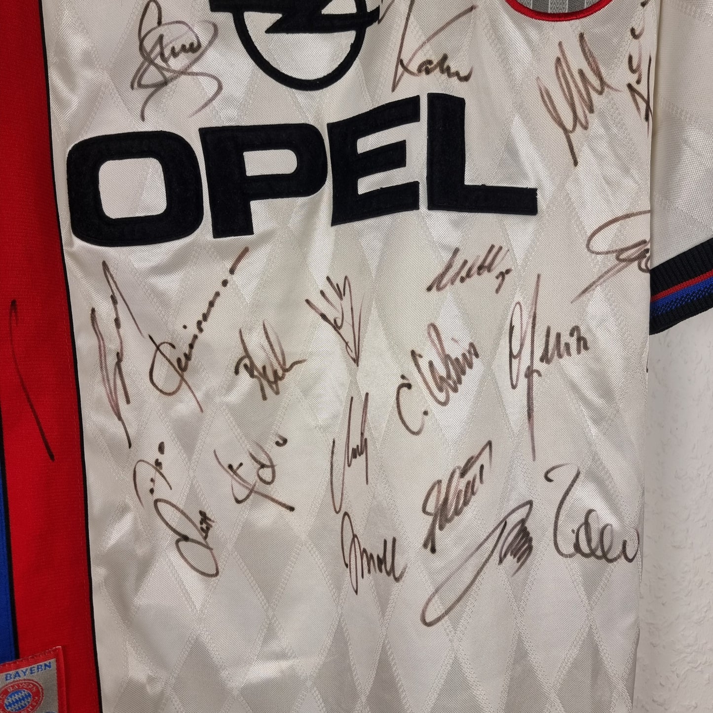 Trikot - FC Bayern München - 1996/1997 - L - teamsigniert - Auswärts