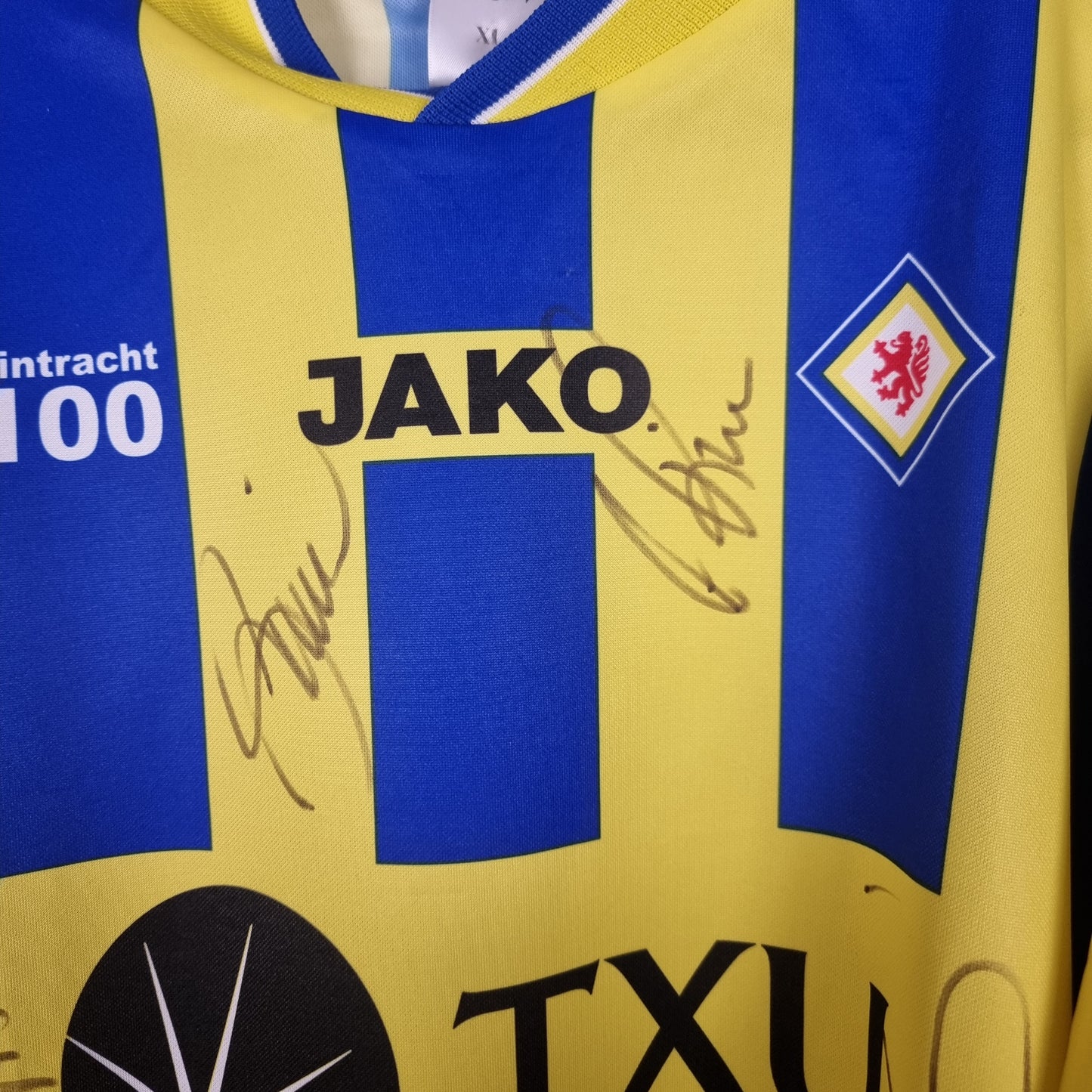 Trikot - Eintracht Braunschweig - 2002/2003 - XL - Neu - teamsigniert - Heim