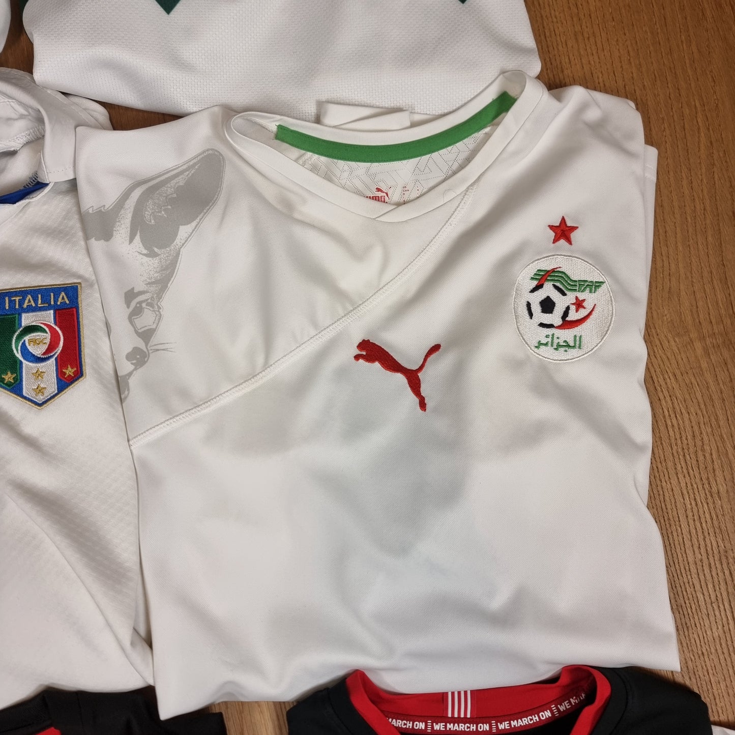 Trikotsammlung - 9 Stück - Größe L - original - top Zustand